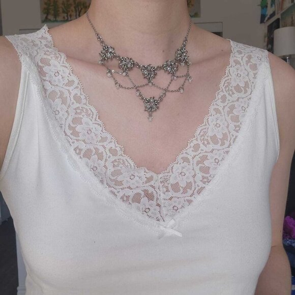 Vintage antique fairy princess chandelier necklace with a small silver chain - Picture 6 of 11